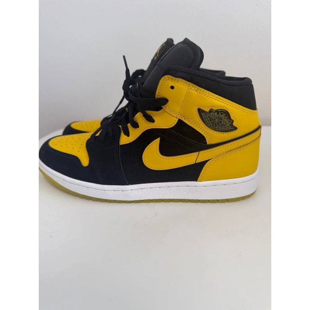 Jordan Air Jordan 1 Retro Mid New Love Black Yellow HJ6654-071 Mens 11